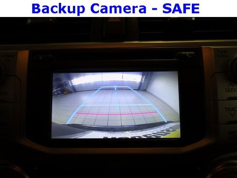 Used 2014 Toyota 4Runner SR5 image 9