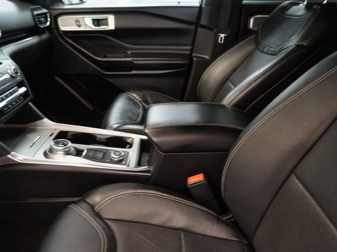 Used 2020 Ford Explorer ST AWD/4WD image 7