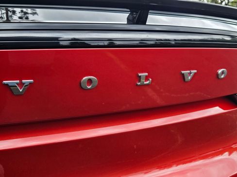 Used 2023 Volvo C40 P8 Recharge Ultimate AWD/4WD image 24