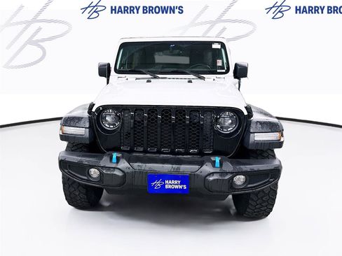 Used 2023 Jeep Wrangler Unlimited w/ Cold Weather Group AWD/4WD image 6