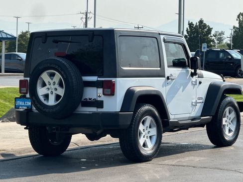 Used 2017 Jeep Wrangler Sport w/ Quick Order Package 24S AWD/4WD image 2