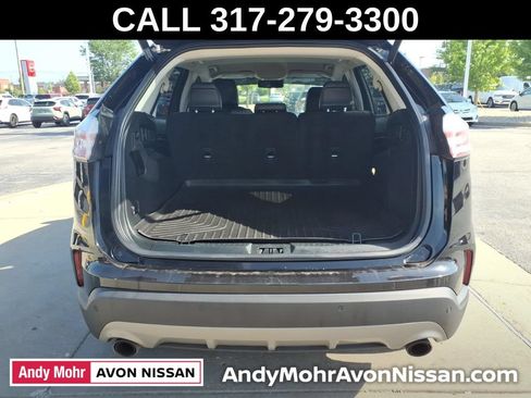 Used 2020 Ford Edge Titanium AWD/4WD image 9