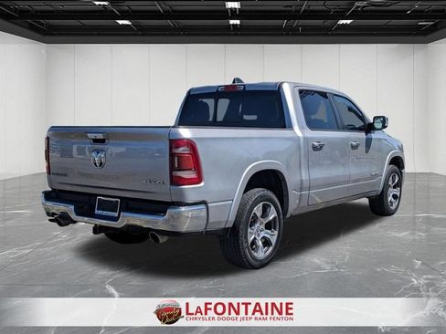 Used 2022 RAM 1500 Laramie AWD/4WD image 5