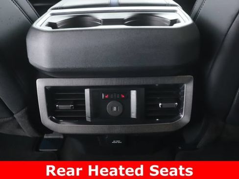 Used 2026 Ford F250 Platinum AWD/4WD image 32
