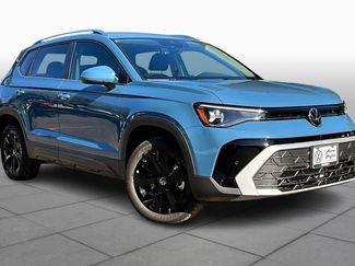 New 2026 Volkswagen Taos SE FWD video 2