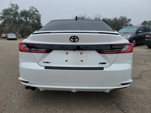 Used 2025 Toyota Camry XSE w/ Premium Package image 6