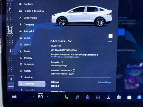 Used 2022 Tesla Model X image 24