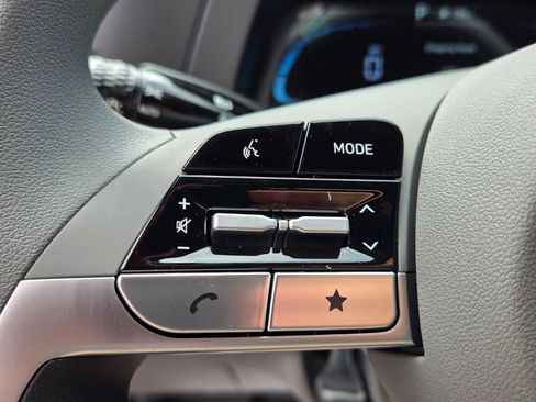 New 2026 Hyundai Elantra Sport FWD image 22