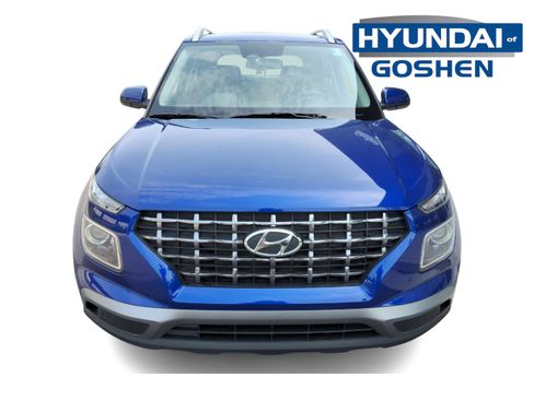 Used 2023 Hyundai Venue SEL FWD image 2