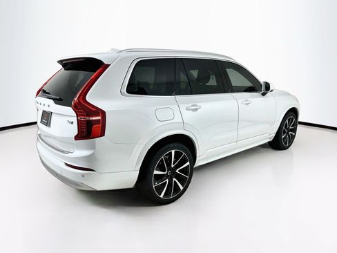 Used 2022 Volvo XC90 T6 Momentum w/ Advanced Package AWD/4WD image 8