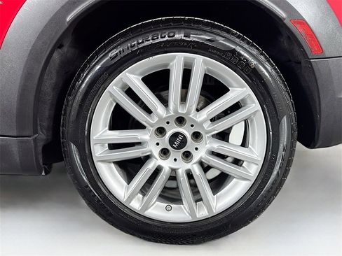 Certified 2024 MINI Cooper Countryman S w/ Storage Package image 31