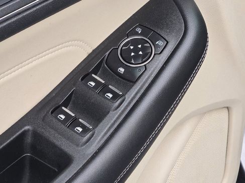 Used 2021 Ford Edge Titanium w/ Class II Trailer Tow Package image 21