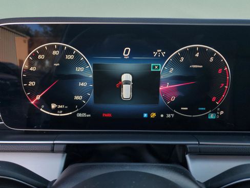 Used 2025 Mercedes-Benz GLE 350 4MATIC image 34