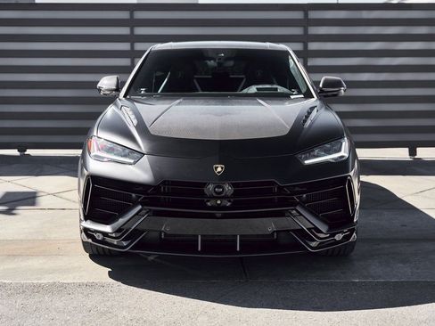 Used 2024 Lamborghini Urus Performante AWD/4WD image 24