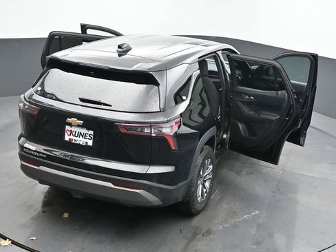 Used 2025 Chevrolet Equinox LT image 64