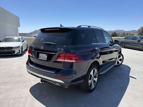 Used 2018 Mercedes-Benz GLE 550e 4MATIC image 4
