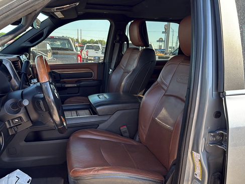 Used 2020 RAM 2500 Limited AWD/4WD image 15