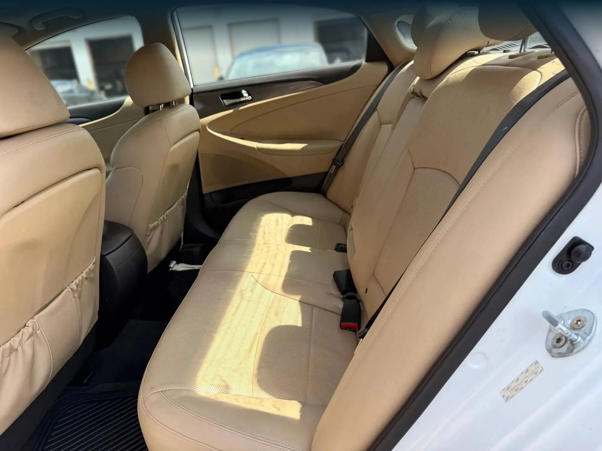 Used 2015 Hyundai Sonata Limited w/ Option Group 02 FWD image 21