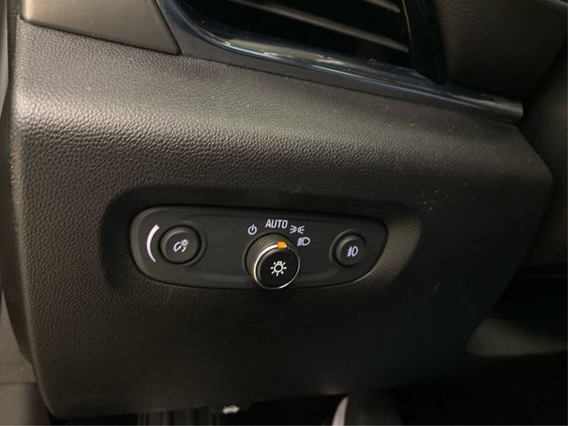 Used 2019 Chevrolet Traverse LT AWD/4WD image 23