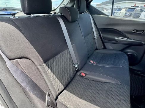 Used 2022 Nissan Kicks SV FWD image 12