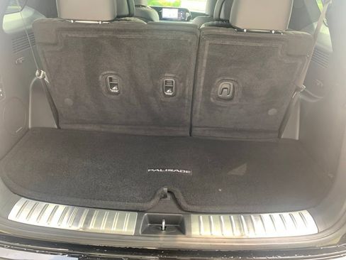 Certified 2025 Hyundai Palisade Calligraphy AWD/4WD image 38