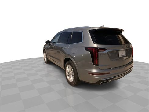 Certified 2023 Cadillac XT6 Luxury image 11