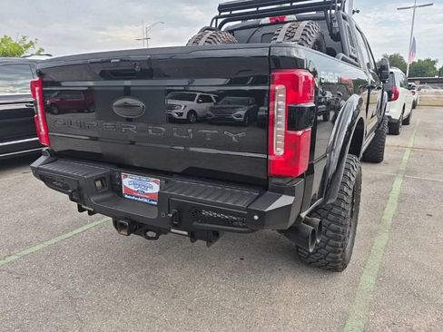 Used 2023 Ford F250 Lariat w/ Lariat Ultimate Package AWD/4WD image 11
