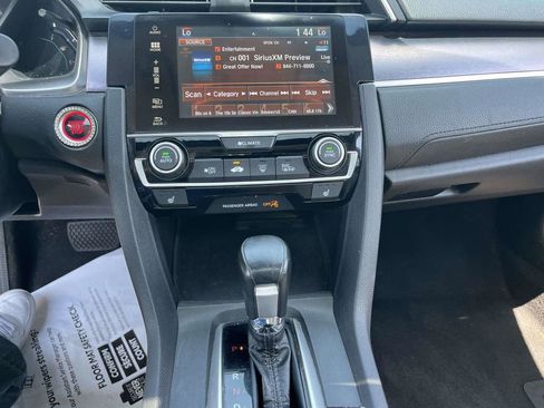 Used 2018 Honda Civic EX-T image 13
