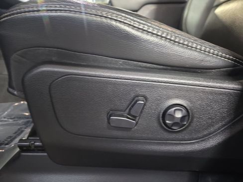 Used 2020 RAM 1500 Sport w/ Leather & Sound Group AWD/4WD image 29