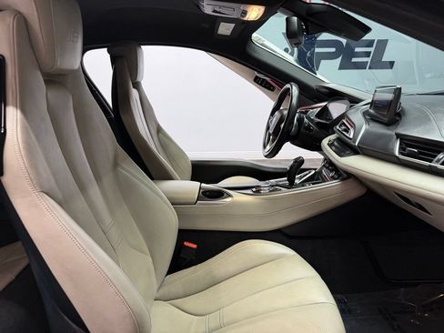 Used 2015 BMW i8 AWD/4WD image 41