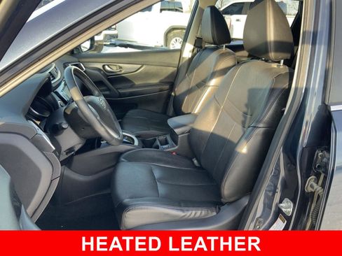 Used 2016 Nissan Rogue SL w/ SL Premium Package image 6