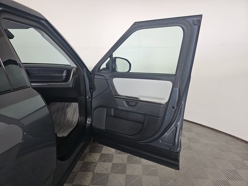 Used 2025 Rivian R1T Adventure image 18