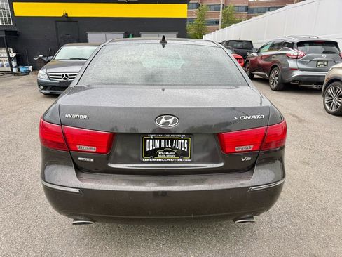 Used 2009 Hyundai Sonata Limited FWD image 4