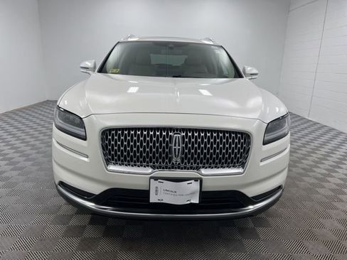 Used 2023 Lincoln Nautilus Reserve w/ Equipment Group 201A image 3