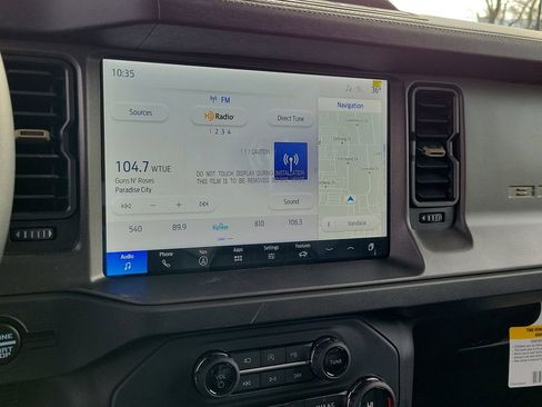 New 2025 Ford Bronco Badlands image 27