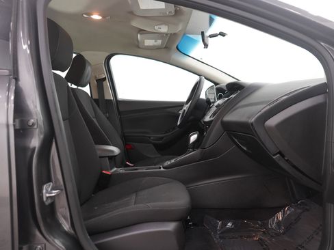 Used 2015 Ford Focus SE image 11