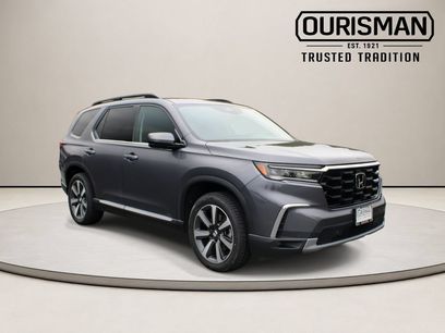 Used 2025 Honda Pilot Touring