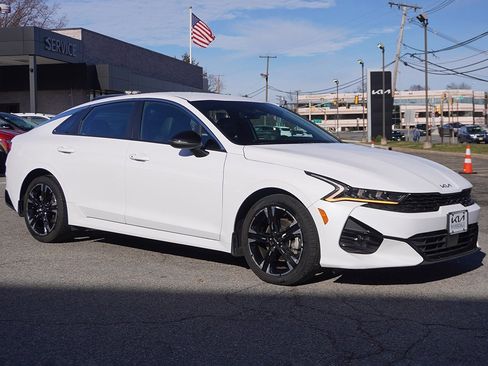 Used 2023 Kia K5 GT-Line w/ GT-Line Premium Package image 2