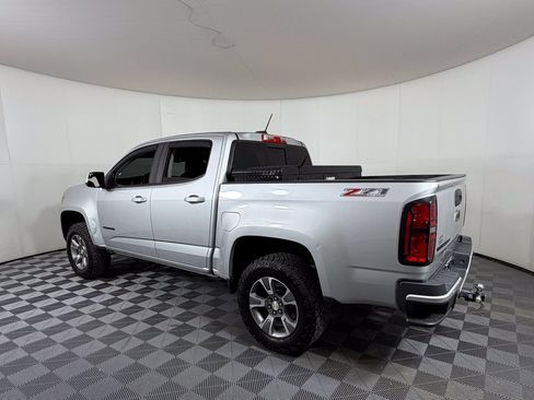 Used 2017 Chevrolet Colorado Z71 AWD/4WD image 3