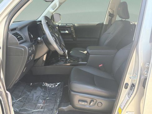Used 2024 Toyota 4Runner TRD Off-Road Premium w/ Moonroof Package AWD/4WD image 16