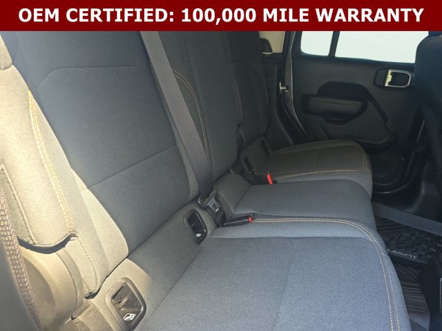 Certified 2025 Jeep Gladiator Sport AWD/4WD image 13