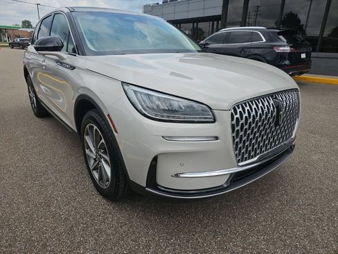 Certified 2024 Lincoln Corsair AWD w/ Equipment Group 101A image 1