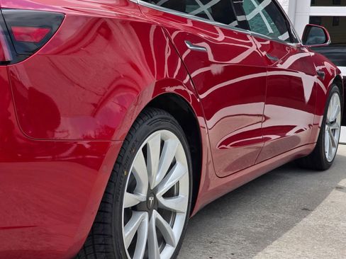 Used 2018 Tesla Model 3 Long Range image 40