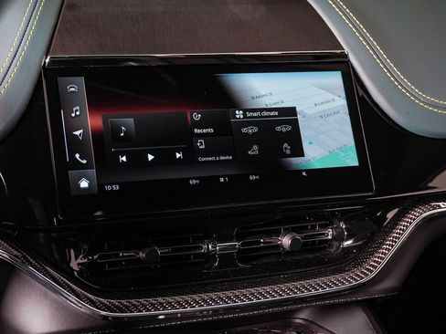 Used 2025 Aston Martin DBX 707 image 29