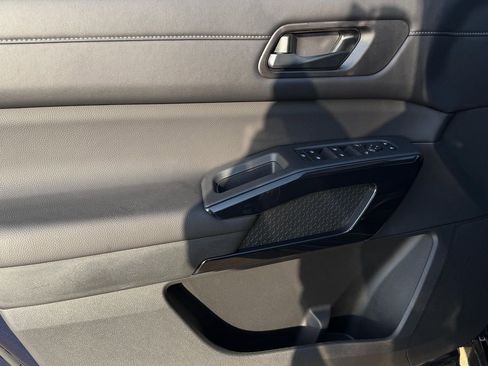 New 2026 Nissan Pathfinder SV image 19