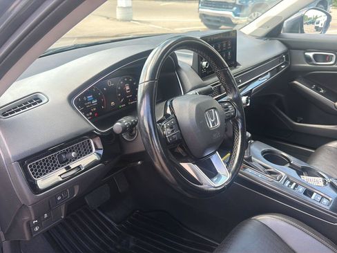 Used 2023 Honda Civic Touring image 15