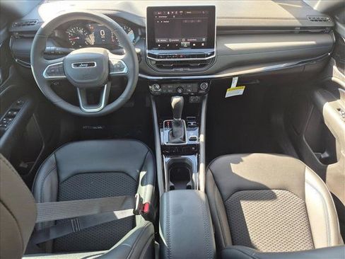 New 2026 Jeep Compass Latitude AWD/4WD image 14