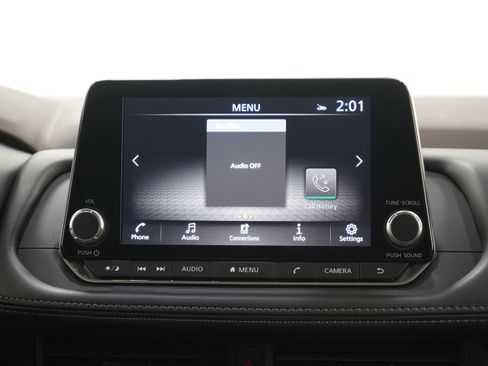 Used 2023 Nissan Rogue SV AWD/4WD image 17