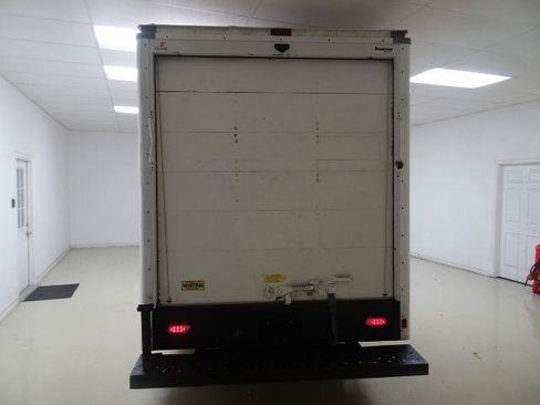 Used 2019 Chevrolet Express 3500 w/ Power Convenience Package RWD image 5