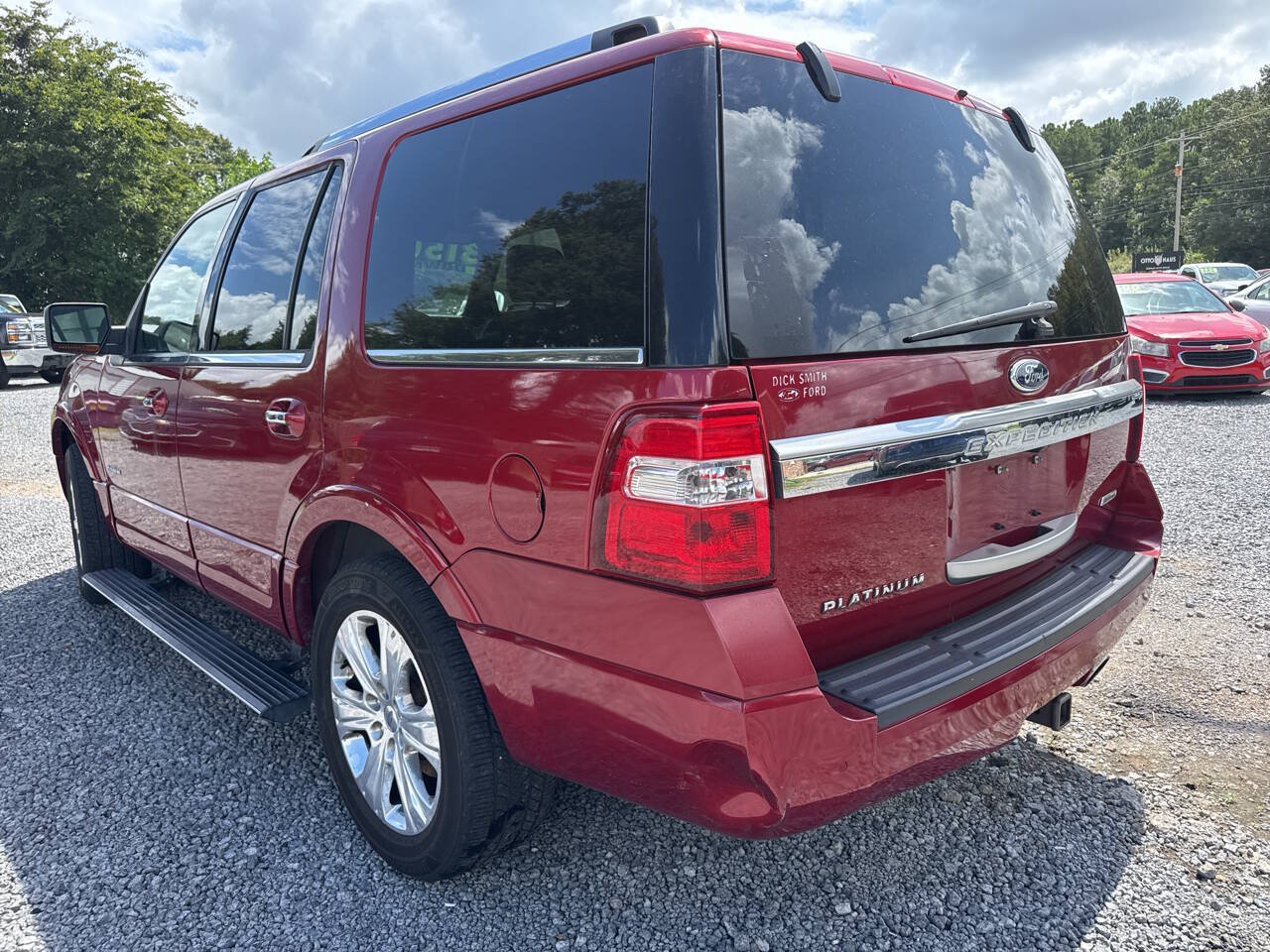 Used 2015 Ford Expedition Platinum RWD image 5
